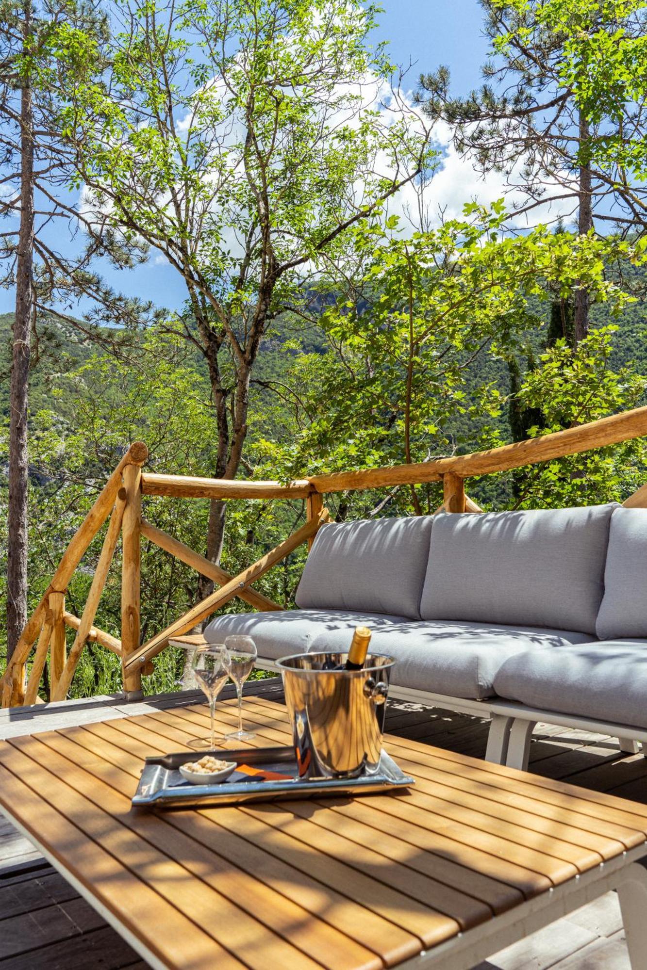 La Forestale Luxury Ecolodge Piano Terra- Appt Acqualagna Bagian luar foto