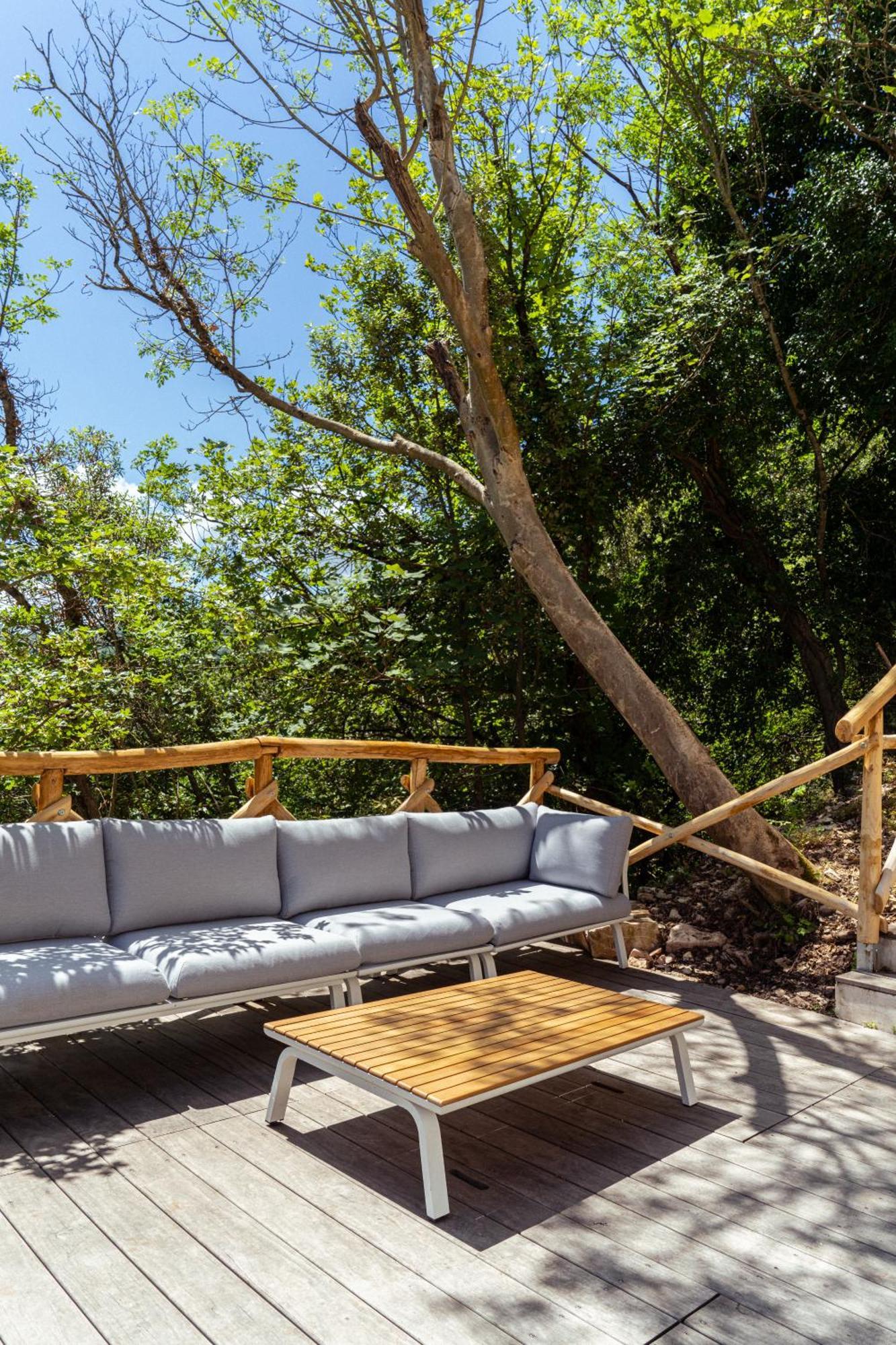 La Forestale Luxury Ecolodge Piano Terra- Appt Acqualagna Bagian luar foto